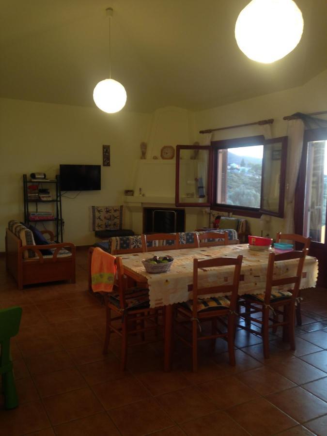 Lazy Farm Villa Prasinon ภายนอก รูปภาพ
